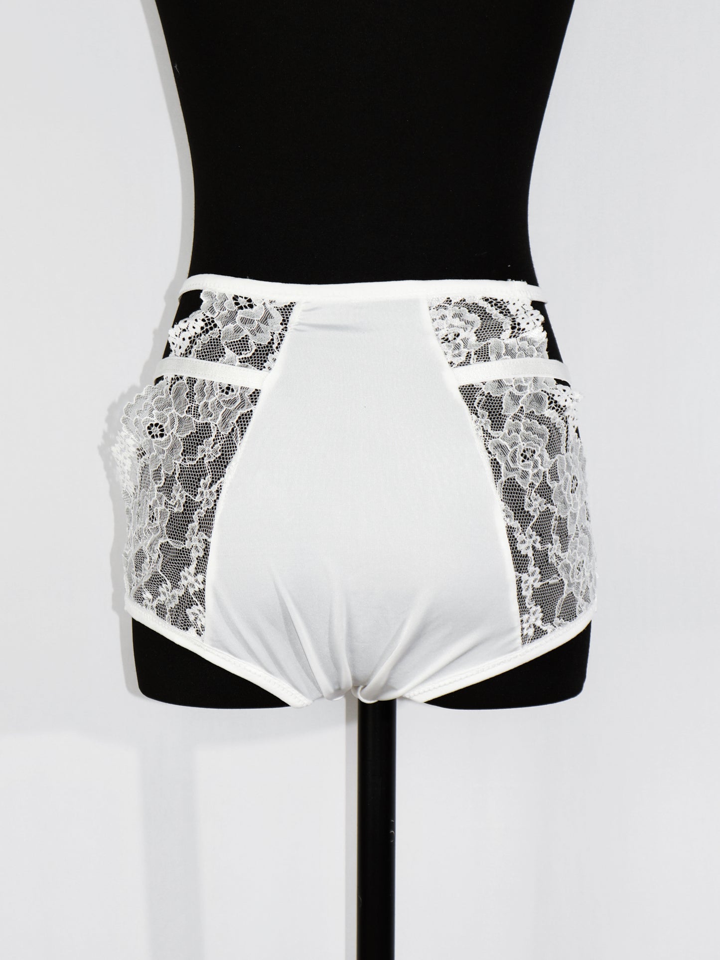 Butterfly Shorts (2Colors)